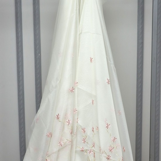 Seul V-67 Wholesale Brode Embroidered Tulle Curtain Fabrics Living Room and Bedroom Curtains 2 Models 100% Polyester